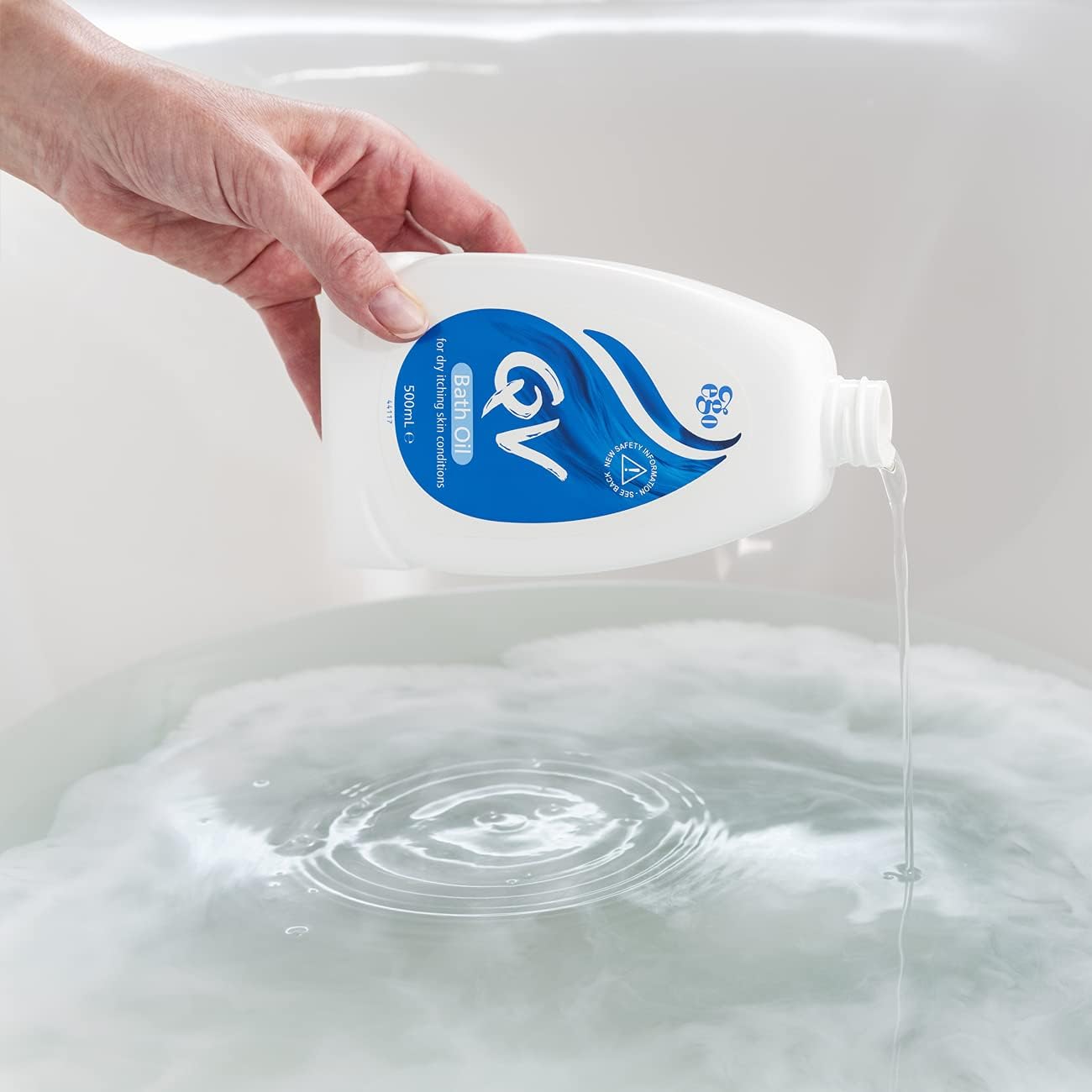 زيت الاستحمام للعناية بالبشرة الجافة والحكّة من كيوفي – 500مل