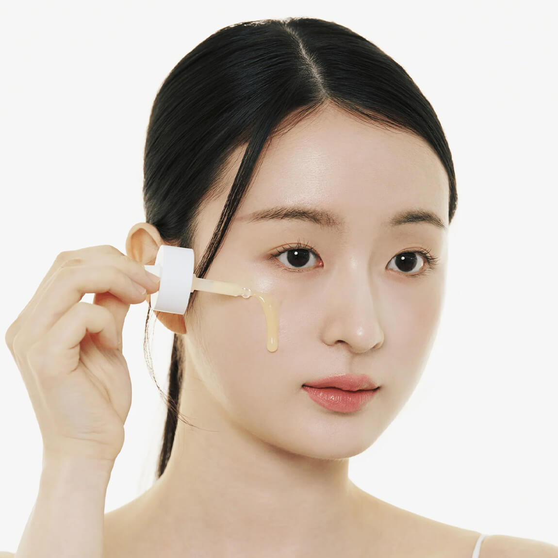 أمبول مدغشقر سنتيلا ريتينول 0.2% المعزز لتجدد الخلايا وتقليل التجاعيد من سكين1004 – 30 مل