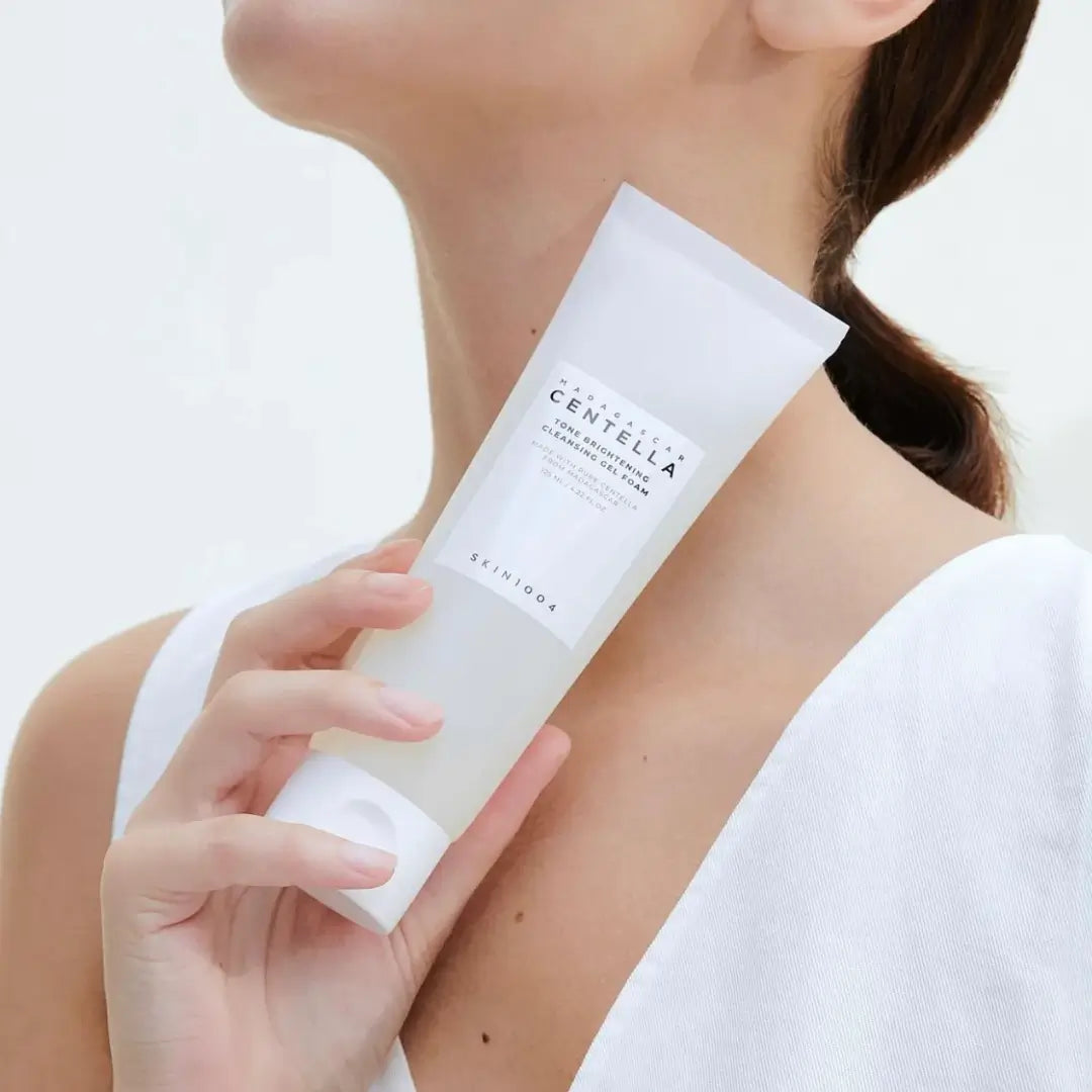Skin1004 Foaming Gel for Cleansing and Brightening - 125ml